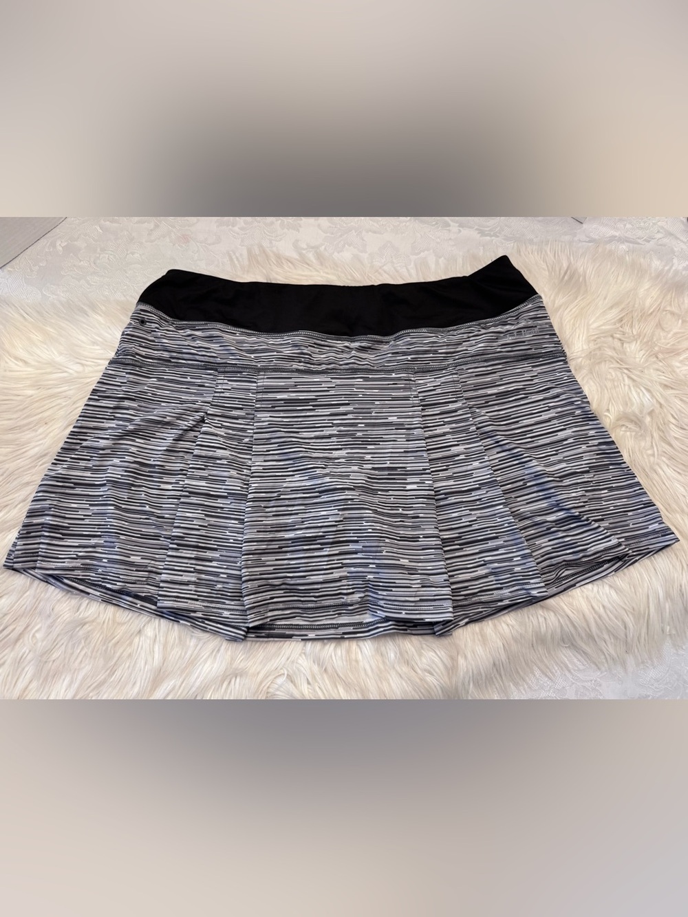 L.L. Bean XL Reg Swimwear Skort Modest Black Gray Shaping Skirt Tennis Golf